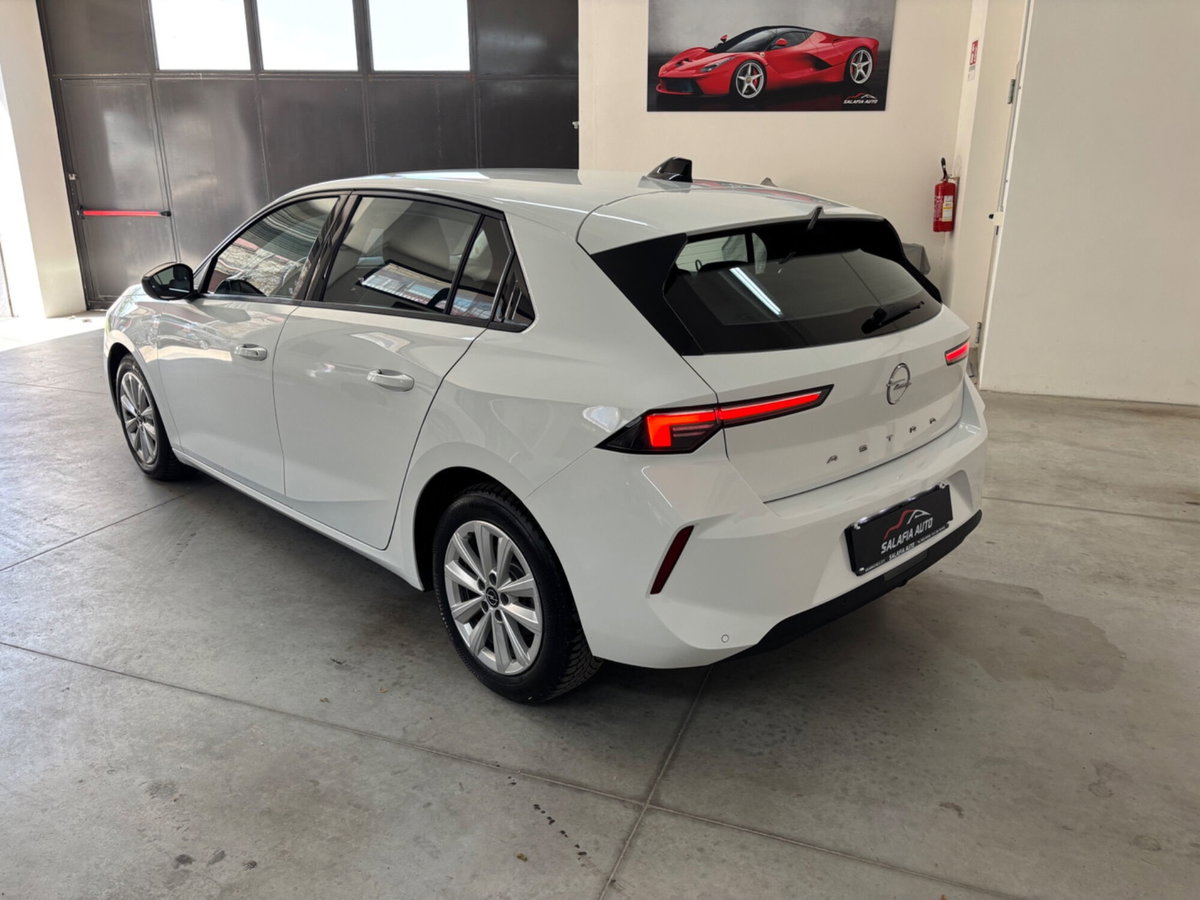 Opel Astra 1.5 Turbo Diesel 130 CV Edition (12)