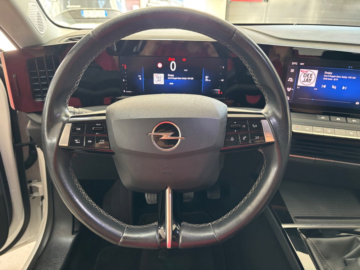 Opel Astra 1.5 Turbo Diesel 130 CV Edition (14)