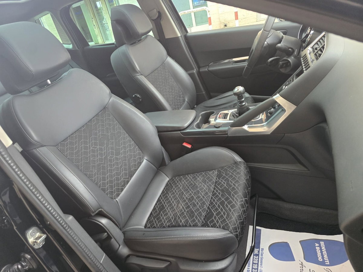 Peugeot 3008 BlueHDi 120 S&S Allure (12)