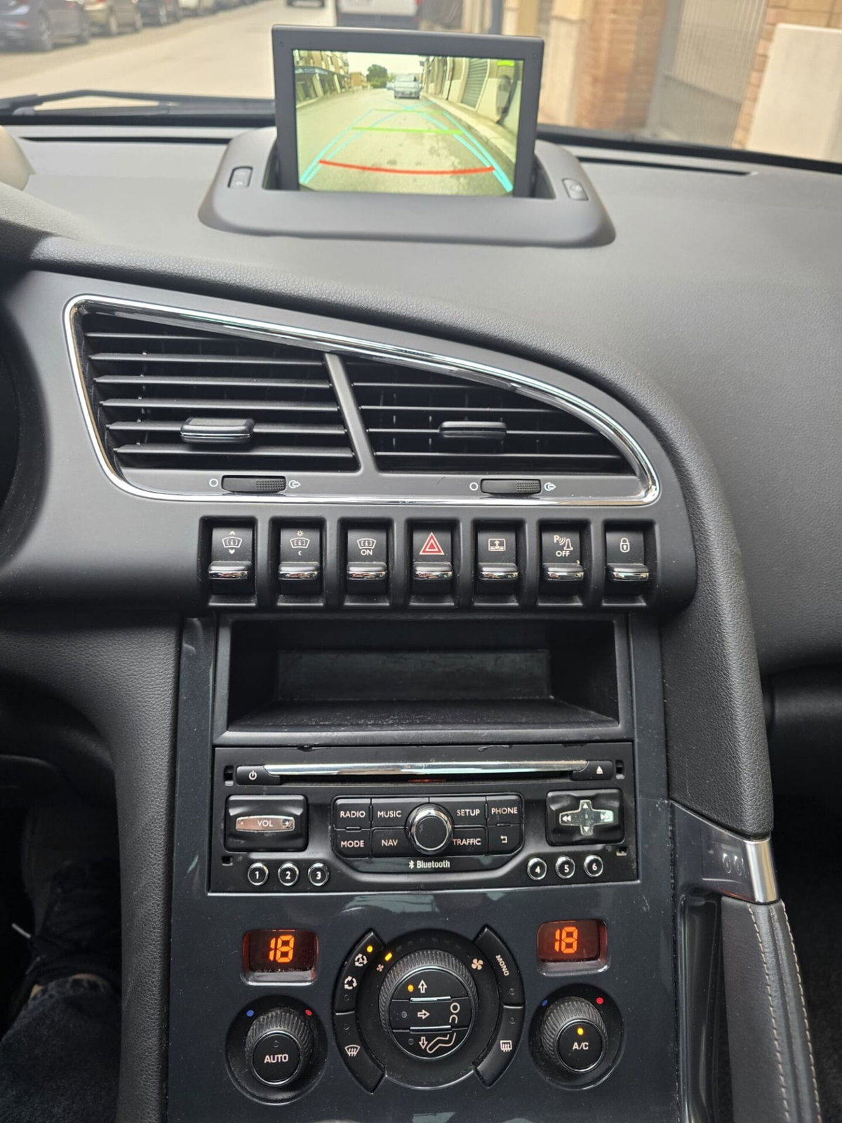 Peugeot 3008 BlueHDi 120 S&S Allure (9)