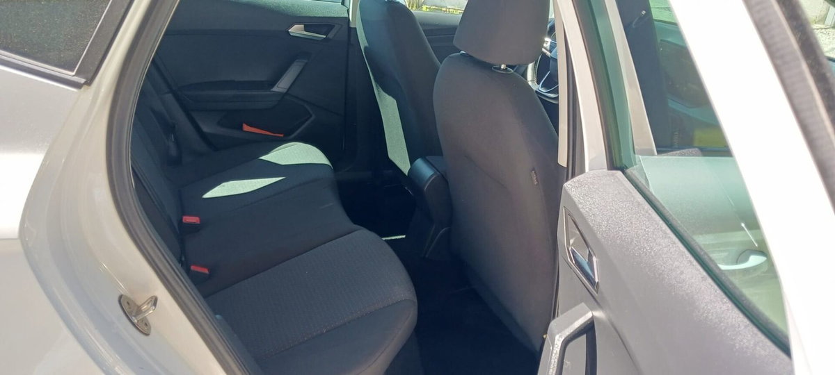 SEAT Arona 1.0 EcoTSI Style (9)