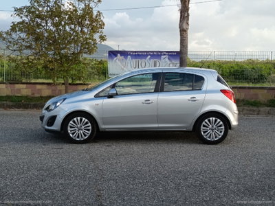 Opel Corsa 1.2 85CV 5 porte GPL-TECH Edition (18)