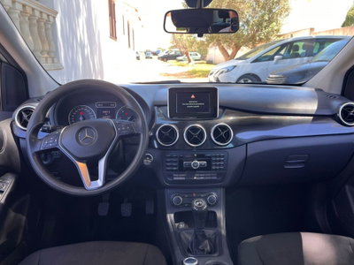 Mercedes-Benz Classe A 160 CDI Automatic Executive (10)