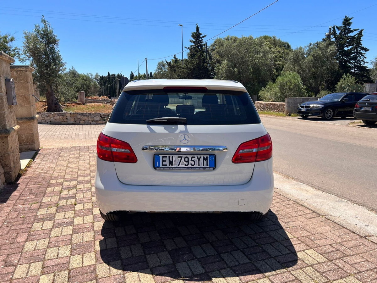 Mercedes-Benz Classe A 160 CDI Automatic Executive (4)