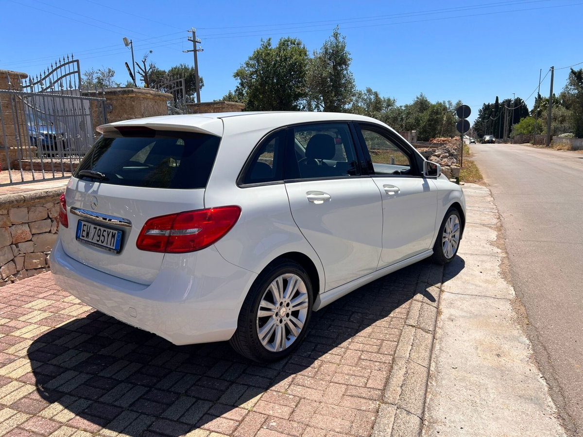 Mercedes-Benz Classe A 160 CDI Automatic Executive (5)