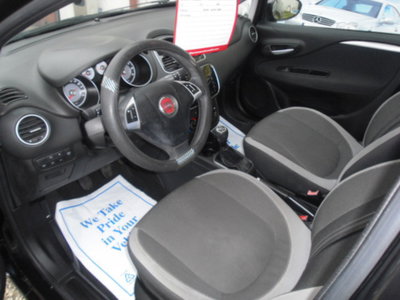 Fiat Punto Evo 1.3 Mjt 95 CV DPF 5 porte S&S Dualogic Emotion (17)