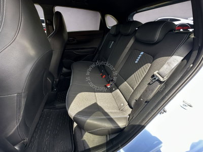 Hyundai i20 1.6 T-GDI MT N-Performance (19)