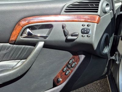 Mercedes-Benz Classe S 320 cat (13)