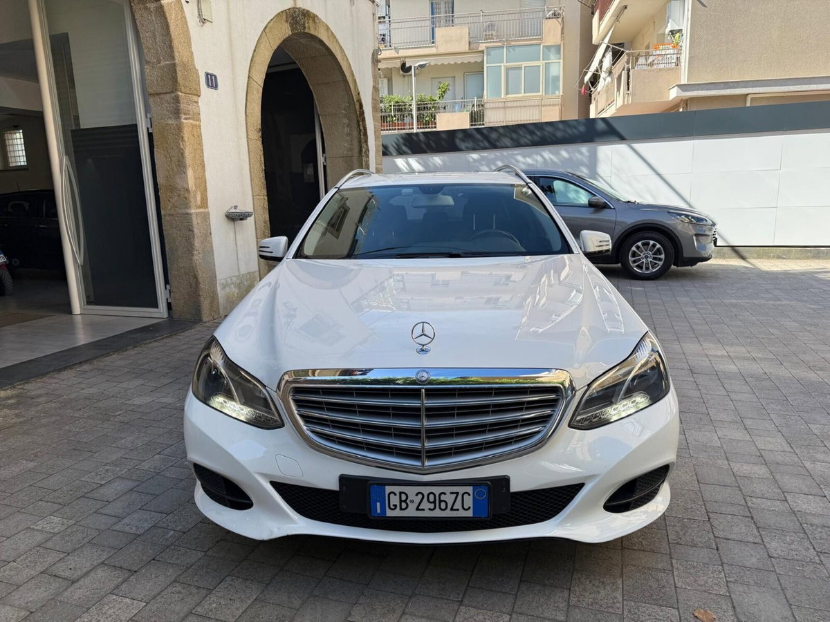 Mercedes-Benz Classe E Station Wagon 200 CDI Executive (2)