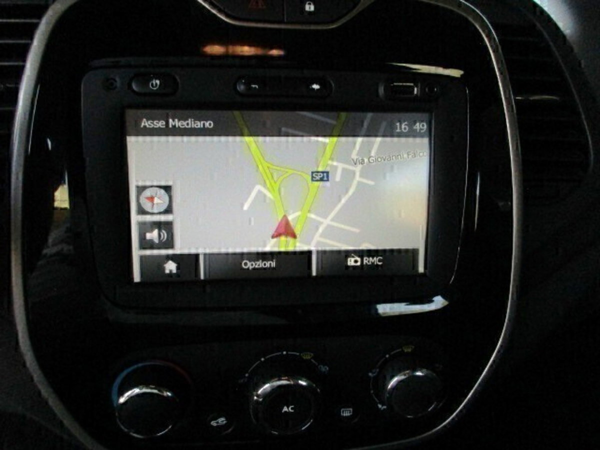 Renault Captur 1.5 dCi 8V 90 CV Start&Stop Live (10)