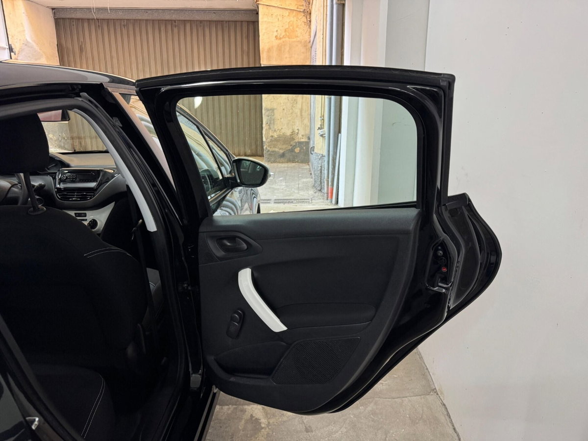 Peugeot 208 68 5 porte Active (15)