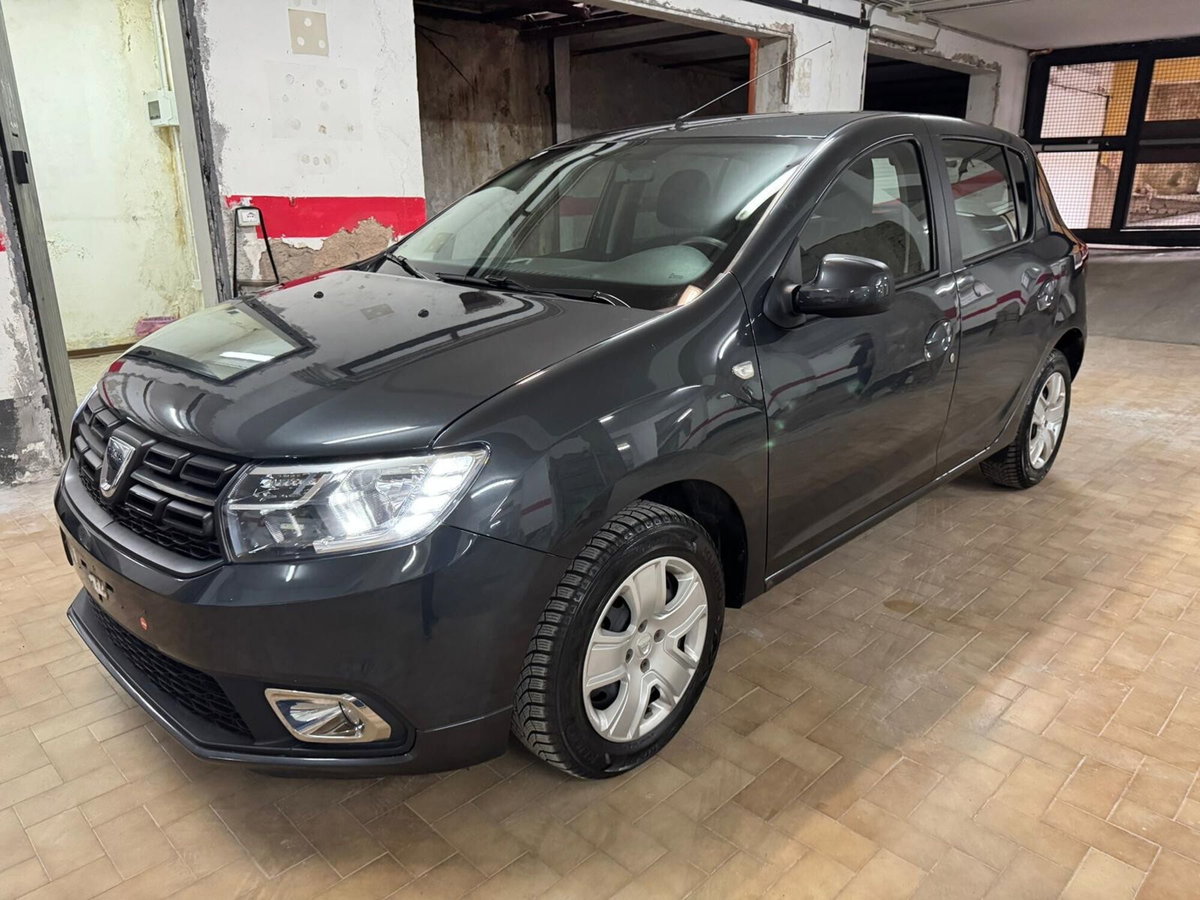 Dacia Sandero 1.0 SCe 12V 75CV Essential (3)