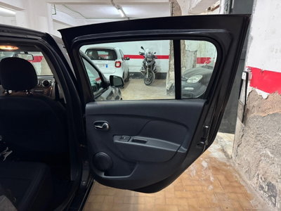 Dacia Sandero 1.0 SCe 12V 75CV Essential (14)