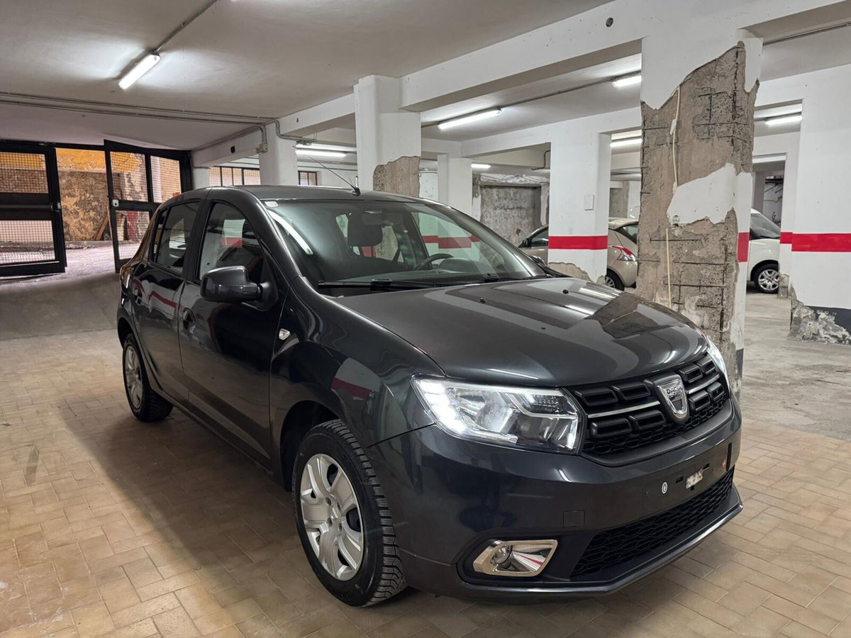 Dacia Sandero 1.0 SCe 12V 75CV Essential (2)
