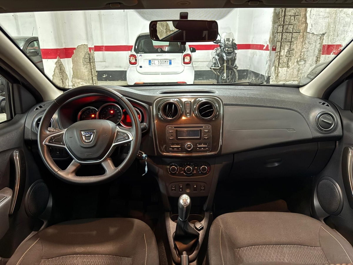 Dacia Sandero 1.0 SCe 12V 75CV Essential (9)