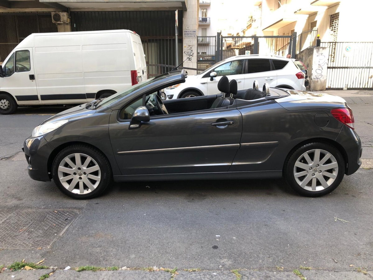 Peugeot 207 Cabrio HDi 110CV CC Féline (4)