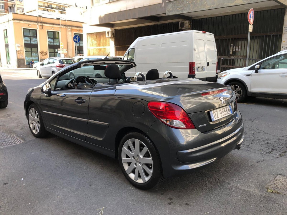 Peugeot 207 Cabrio HDi 110CV CC Féline (5)