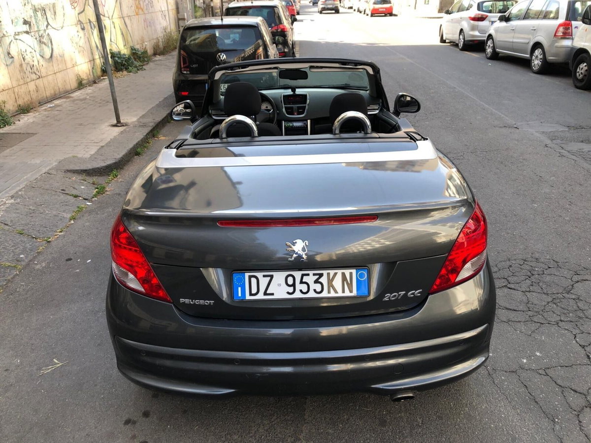 Peugeot 207 Cabrio HDi 110CV CC Féline (7)