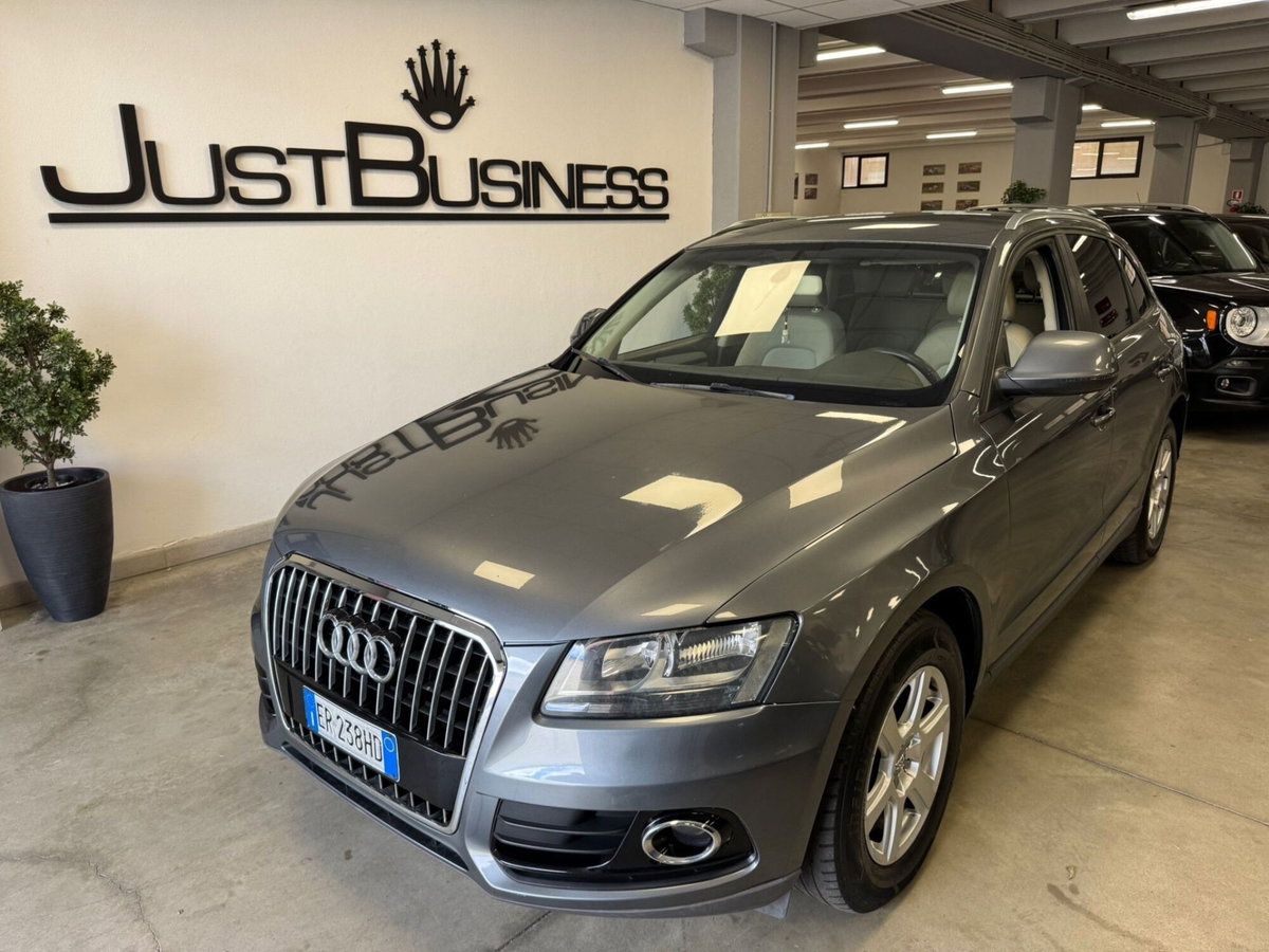 Audi Q5 2.0 TDI 143 CV (3)