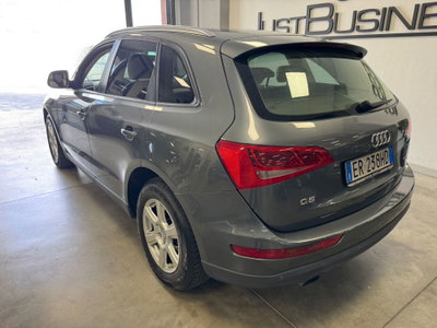 Audi Q5 2.0 TDI 143 CV (6)