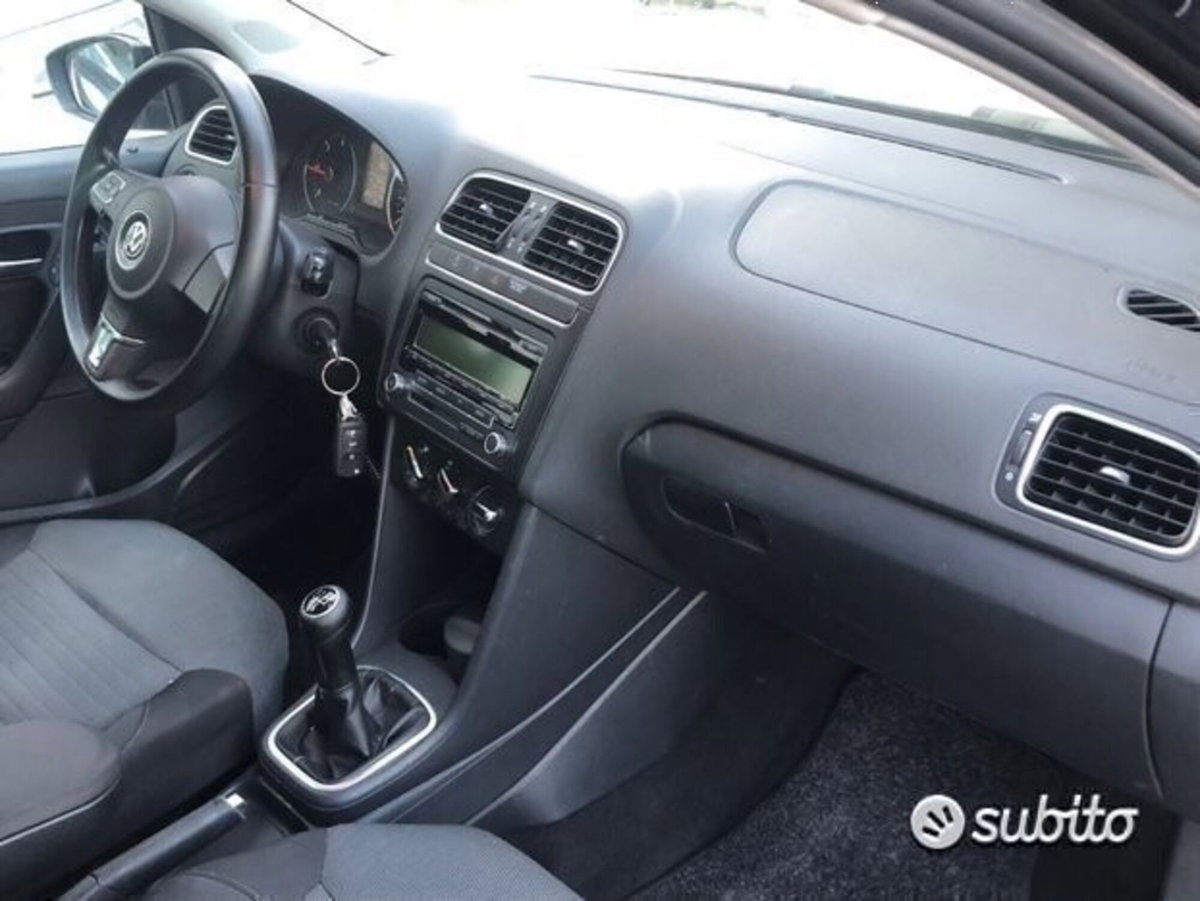 Volkswagen Polo 1.6 TDI 90CV DPF 5 porte Comfortline (10)