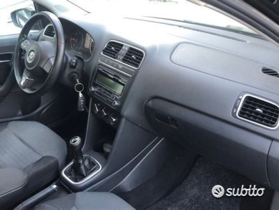 Volkswagen Polo 1.6 TDI 90CV DPF 5 porte Comfortline (10)