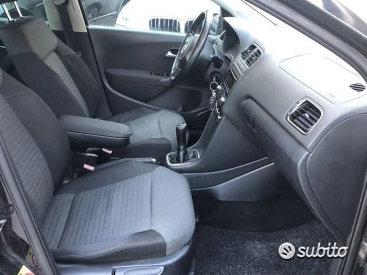 Volkswagen Polo 1.6 TDI 90CV DPF 5 porte Comfortline (11)