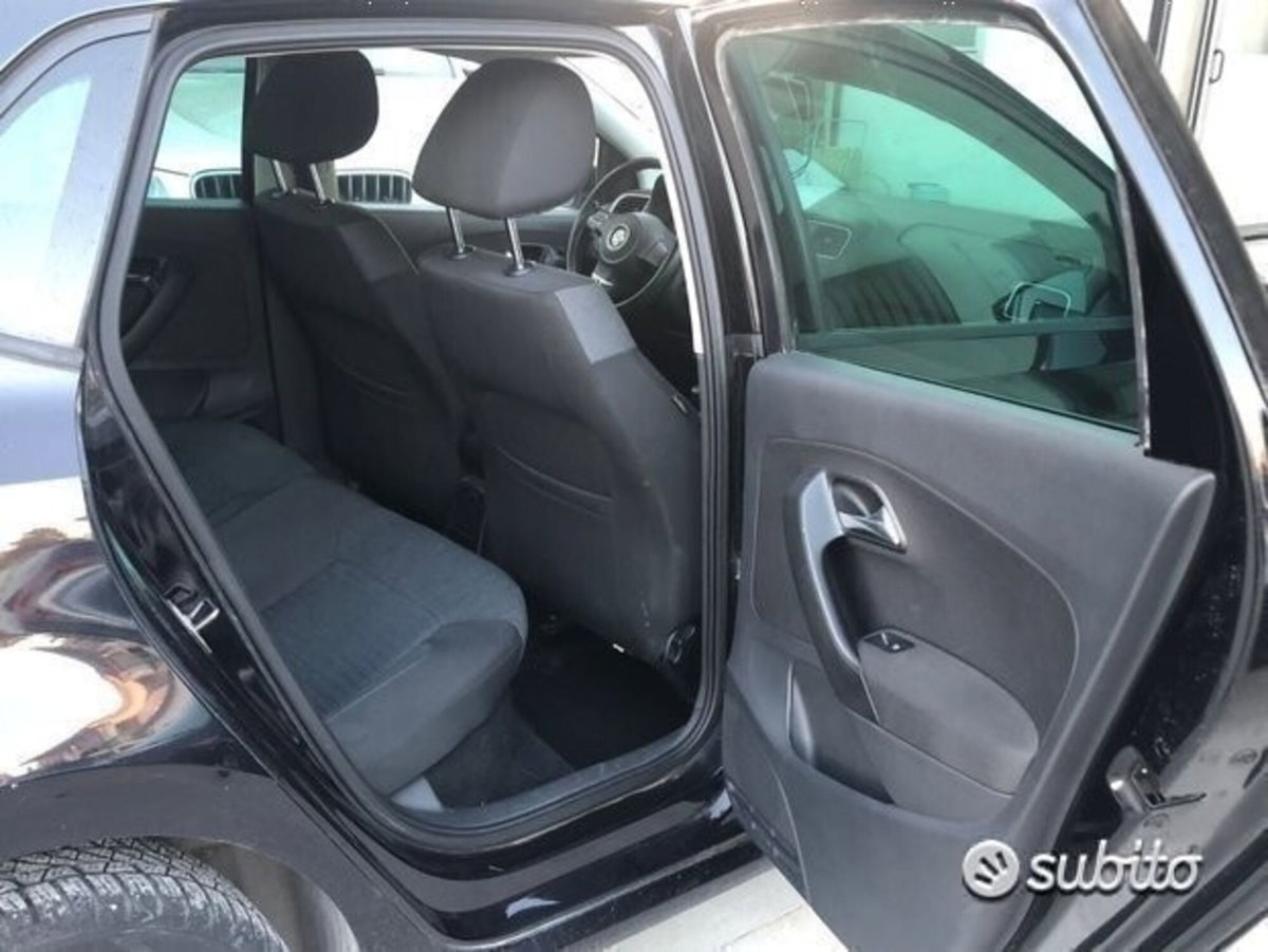 Volkswagen Polo 1.6 TDI 90CV DPF 5 porte Comfortline (9)