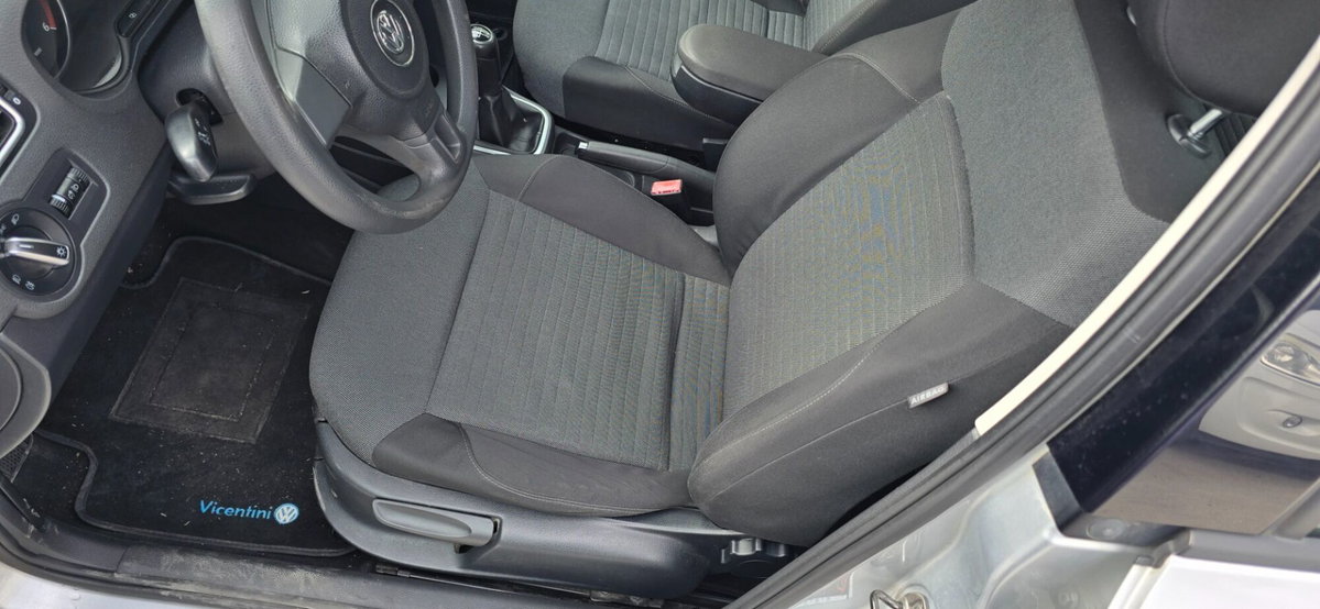 Volkswagen Polo 1.6 TDI 90CV DPF 5 porte Highline (13)