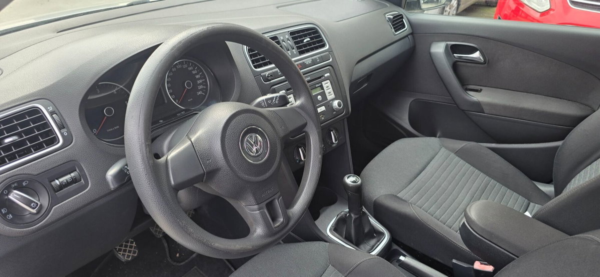 Volkswagen Polo 1.6 TDI 90CV DPF 5 porte Highline (16)