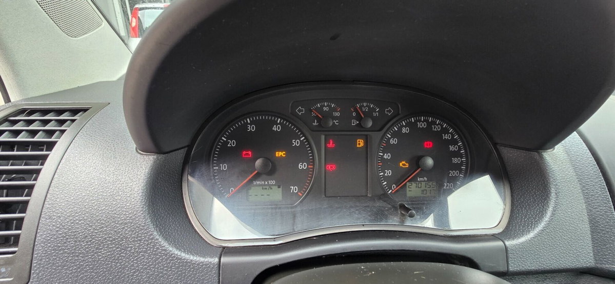 Volkswagen Polo 1.2 12V 3p. Trendline (16)