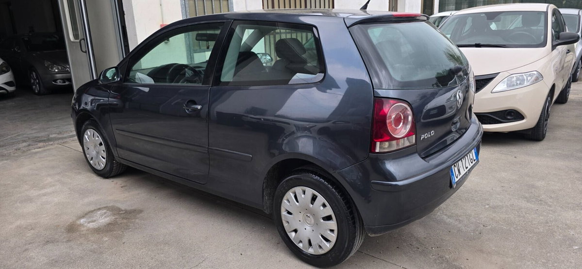 Volkswagen Polo 1.2 12V 3p. Trendline (5)