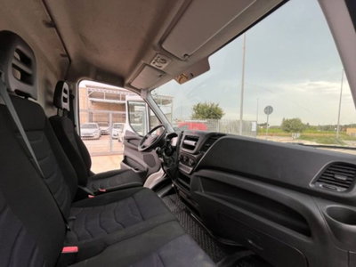 Iveco Daily Furgone 35S12V 2.3 HPT PLM-TA Furgone (12)