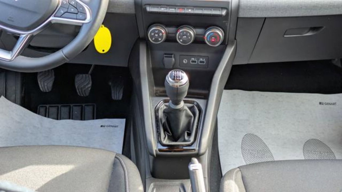 Renault Clio 1.0 tce Evolution Gpl 100cv (8)