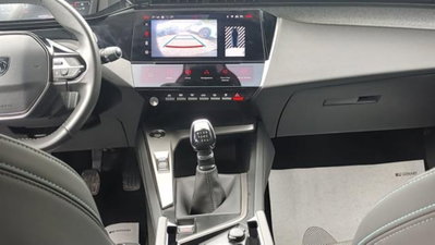 Peugeot 308 1.2 puretech t Allure s&s 130cv (8)
