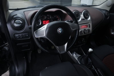 Alfa Romeo MiTo 1.6 JTDm 16V Distinctive (14)