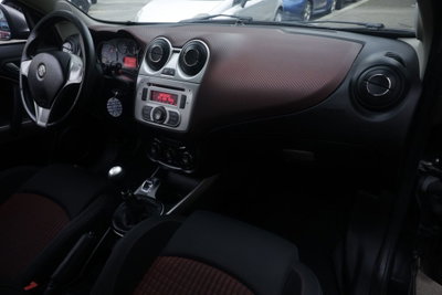 Alfa Romeo MiTo 1.6 JTDm 16V Distinctive (8)