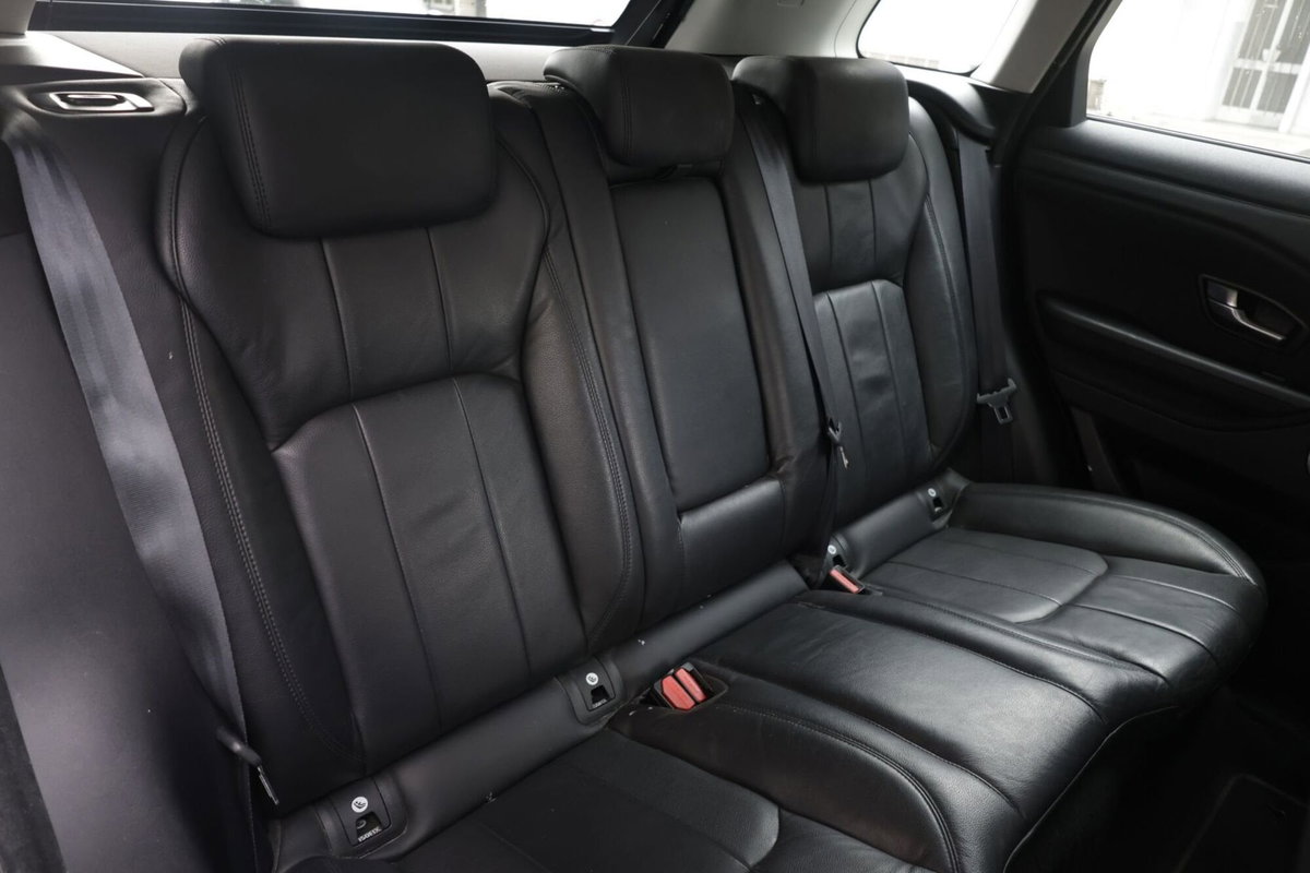 Land Rover Range Rover Evoque 2.0 eD4 5p. SE (13)