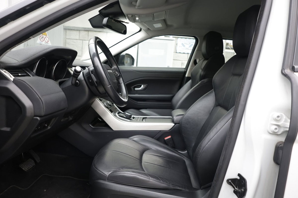 Land Rover Range Rover Evoque 2.0 eD4 5p. SE (18)