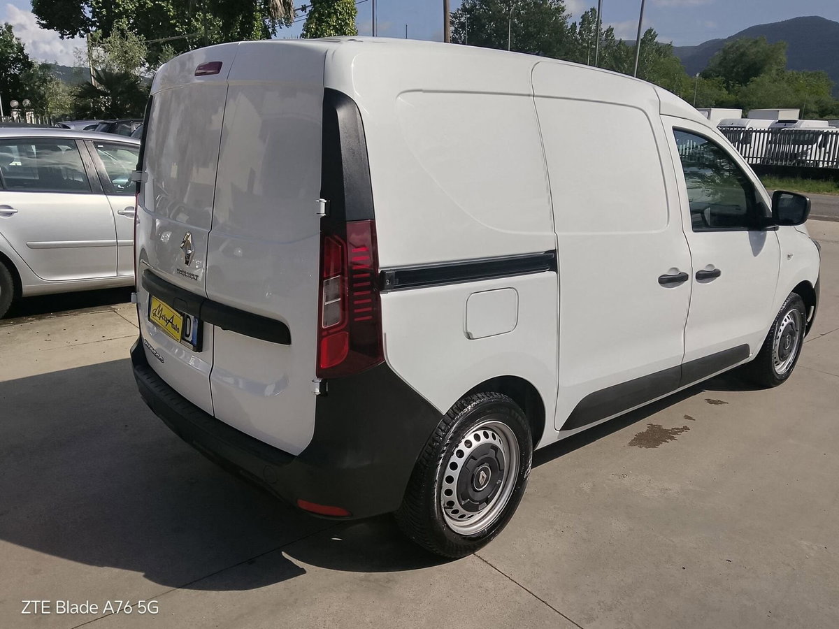 Renault Express van 1.5 Blue dci 95cv (3)