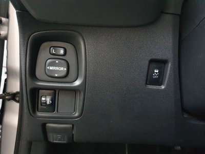 Toyota Aygo 1.0 VVT-i 72 CV 5 porte x-play (16)