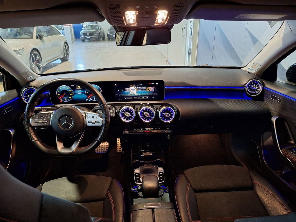 Mercedes-Benz Classe A 180 d Automatic Premium (10)
