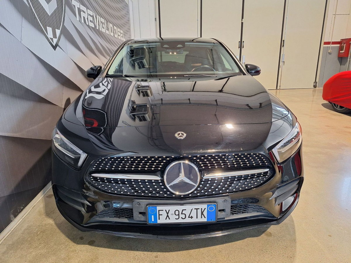 Mercedes-Benz Classe A 180 d Automatic Premium (2)