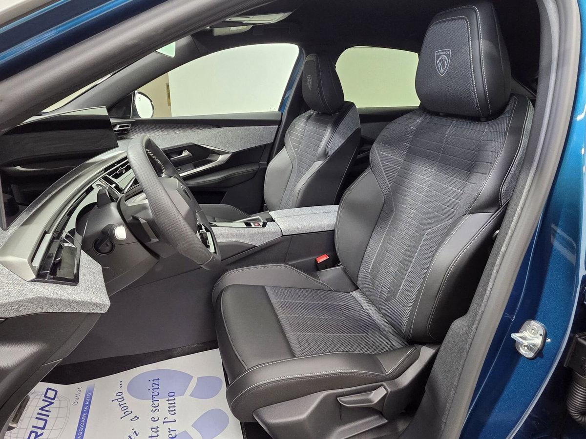 Peugeot 3008 1.2 hybrid GT Exclusive 145cv e-dcs6 (9)