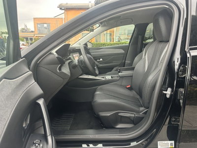Peugeot 408 1.2 hybrid Allure 145cv e-dsc6 (17)