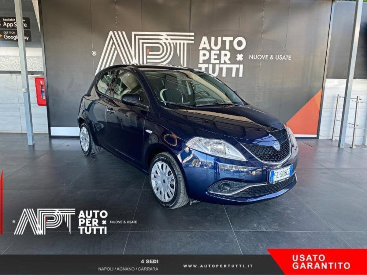 Lancia Ypsilon 1.3 MJT 16V 95 CV 5 porte S&S Gold (2)