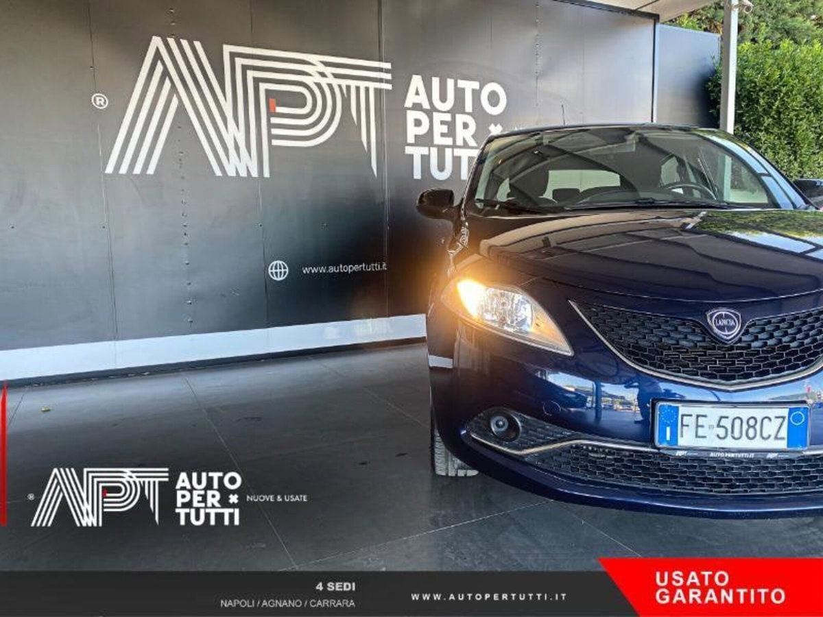 Lancia Ypsilon 1.3 MJT 16V 95 CV 5 porte S&S Gold (20)