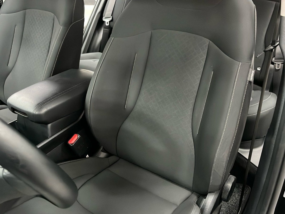 Kia Sportage 1.6 crdi mhev Style dct (12)