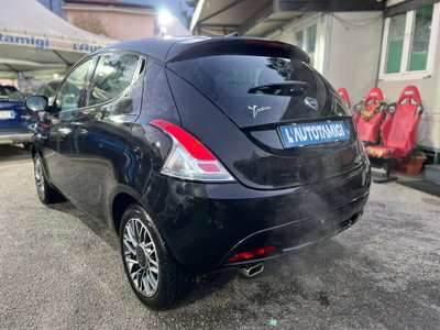Lancia Ypsilon 1.0 FireFly 5 porte S&S Hybrid Gold Plus (4)