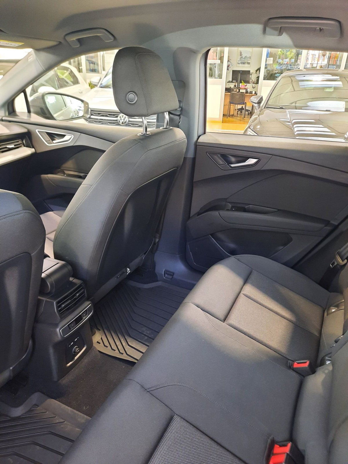 Audi Q4 Sportback Q4 40 e-tron Business Advanced (13)